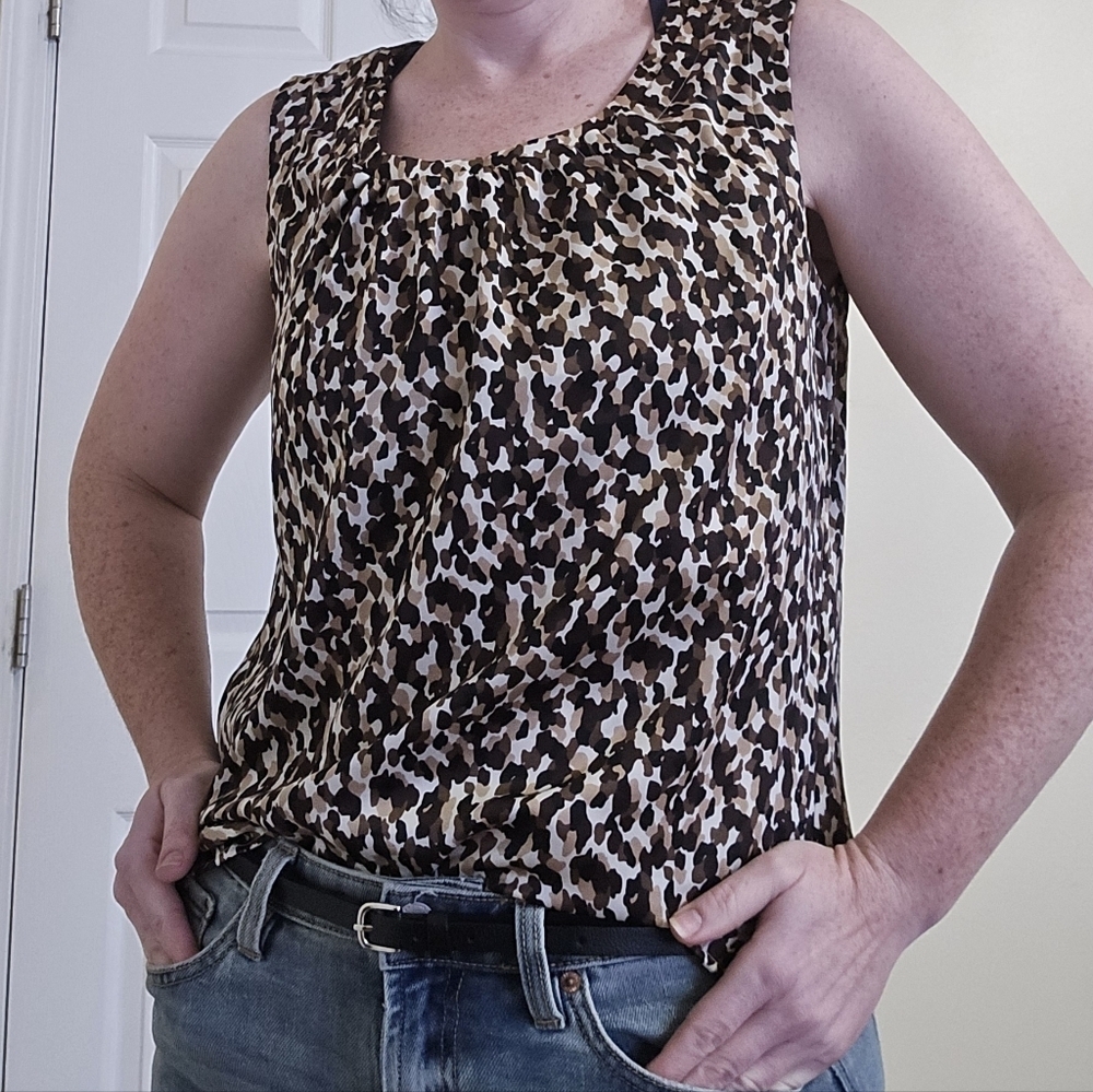 Talbots Petite Animal Print Camo Sleeveless Top Small Lightweight